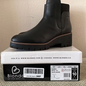 Beautiful! Perfect! Like New! Black waterproof Blondo Danika boots.
